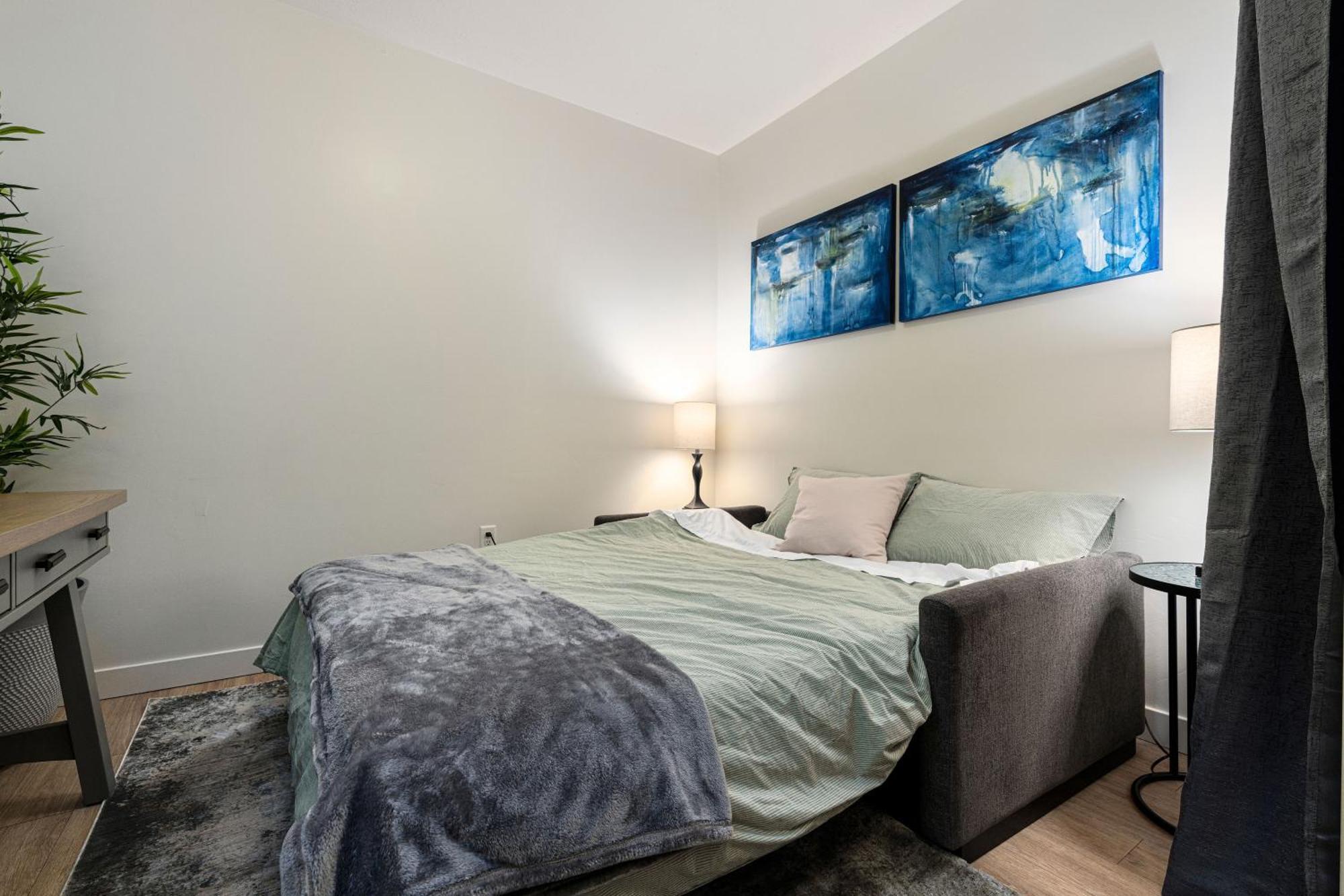 Large Luxury 2bd 2ba With Office Nook -prkg Gym Pool * Salt Lake City
